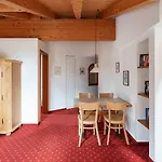 Abendrot Apartments-23 By Interhome شقة جريندلوالد